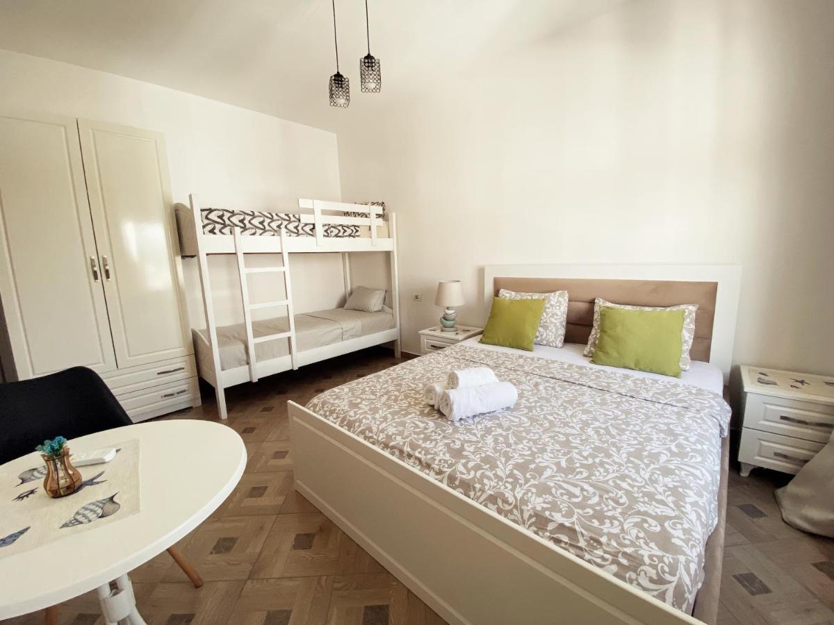Lungomare Holiday Apartments ドゥラス エクステリア 写真